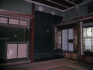 P1010931-2.jpg