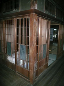 P1010934-2.jpg