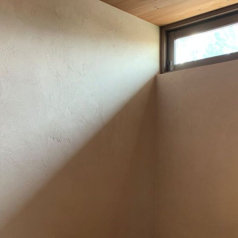 塗り壁　珪藻土